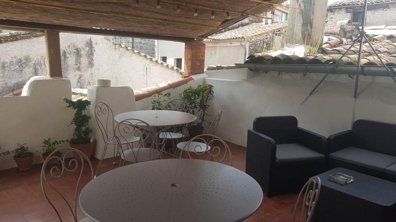 Chez Albert Et Karine Sauve Ngoại thất bức ảnh