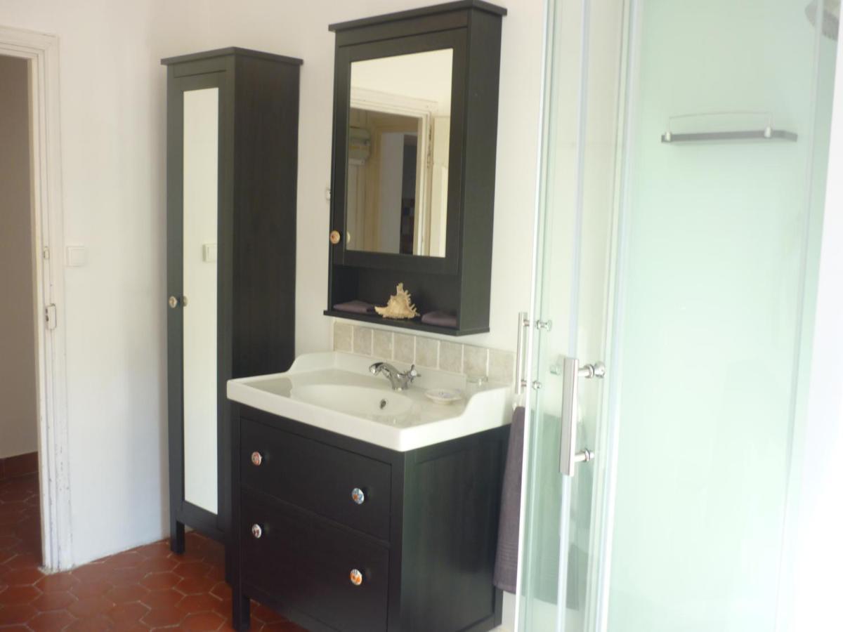 Chez Albert Et Karine Sauve Ngoại thất bức ảnh